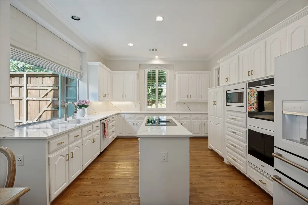 3004 Harkness Drive Plano TX 75093