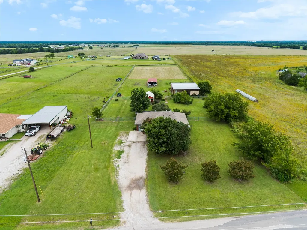 2781 County Road 2134 Caddo Mills TX 75135