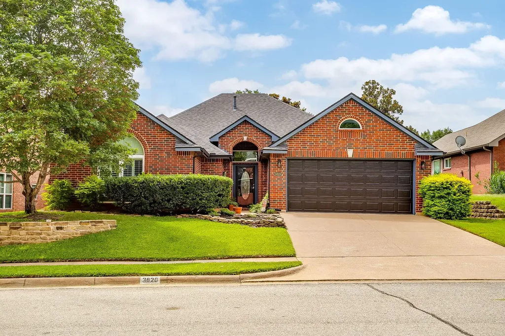 3820 Misty Glen Court Bedford TX 76021
