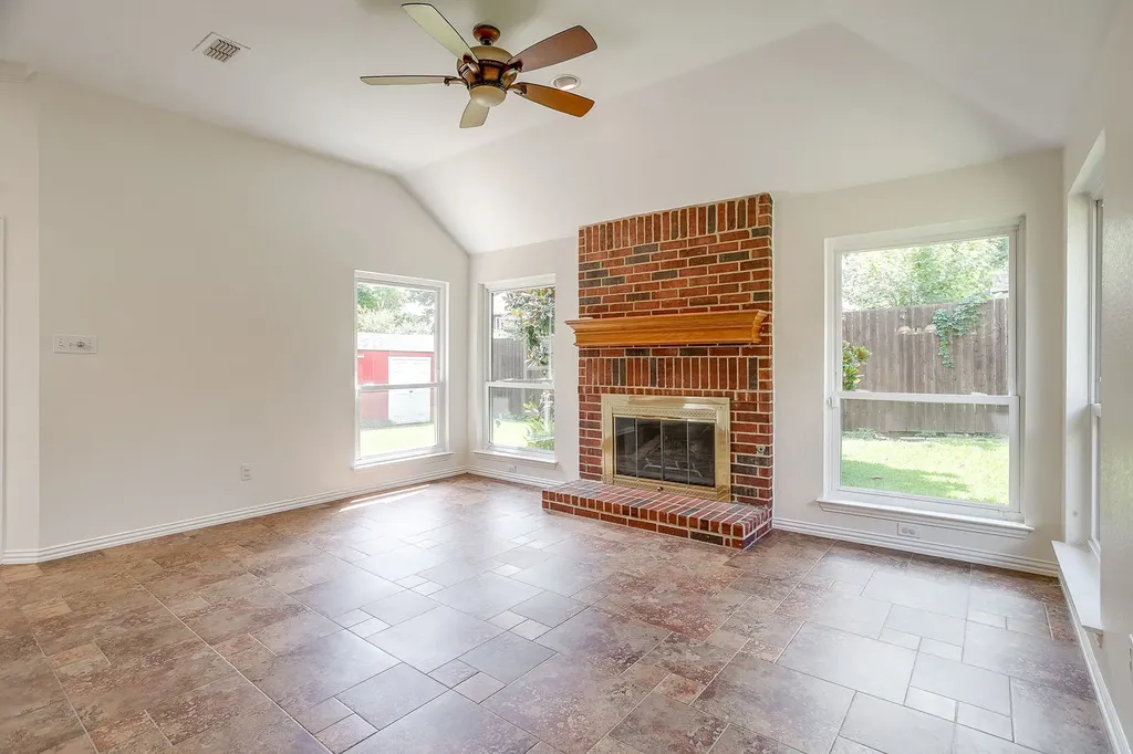 3820 Misty Glen Court Bedford TX 76021