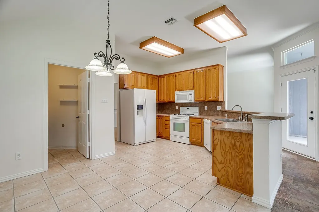 3820 Misty Glen Court Bedford TX 76021