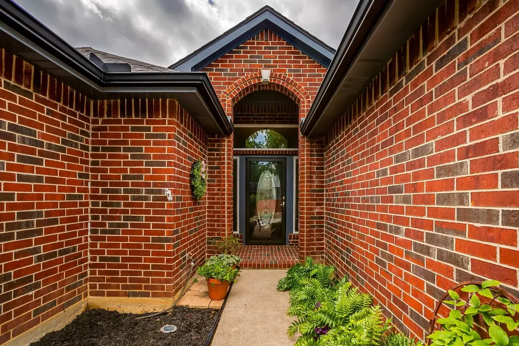 3820 Misty Glen Court Bedford TX 76021
