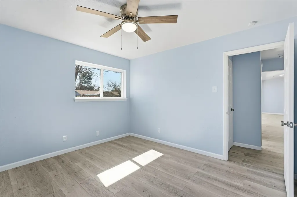 1813 Crockett Street Garland TX 75042