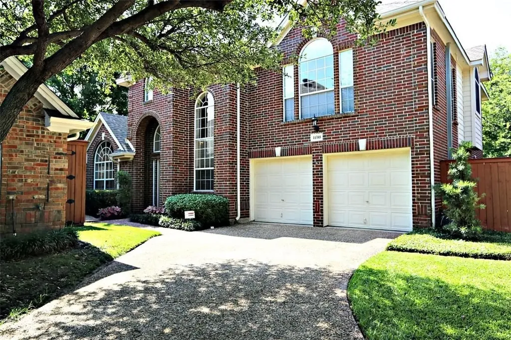 14588 Poe Court Addison TX 75001