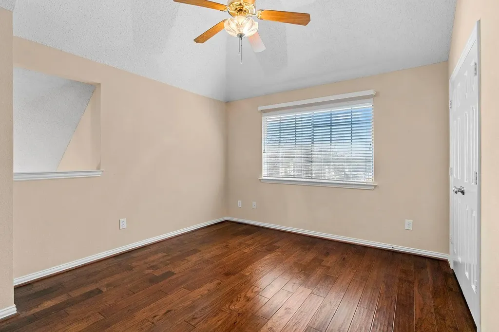 14588 Poe Court Addison TX 75001