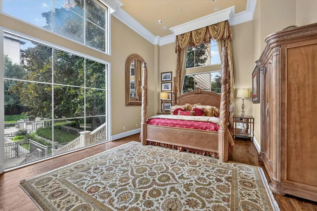 3535 Gillespie Street Dallas TX 75219