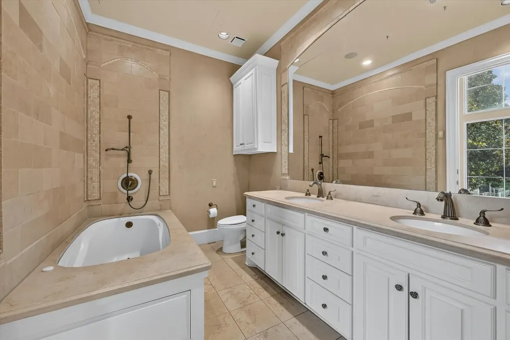 3535 Gillespie Street Dallas TX 75219