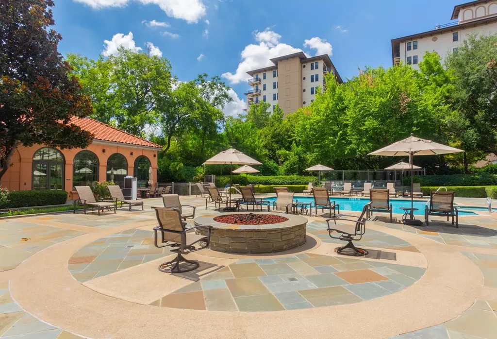 3535 Gillespie Street Dallas TX 75219