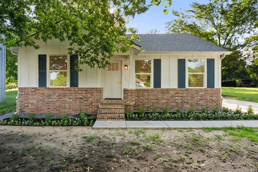 315 Burdette Avenue Sherman TX 75090
