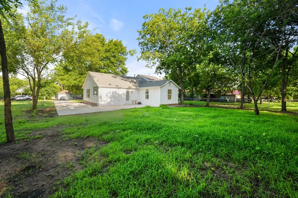 315 Burdette Avenue Sherman TX 75090