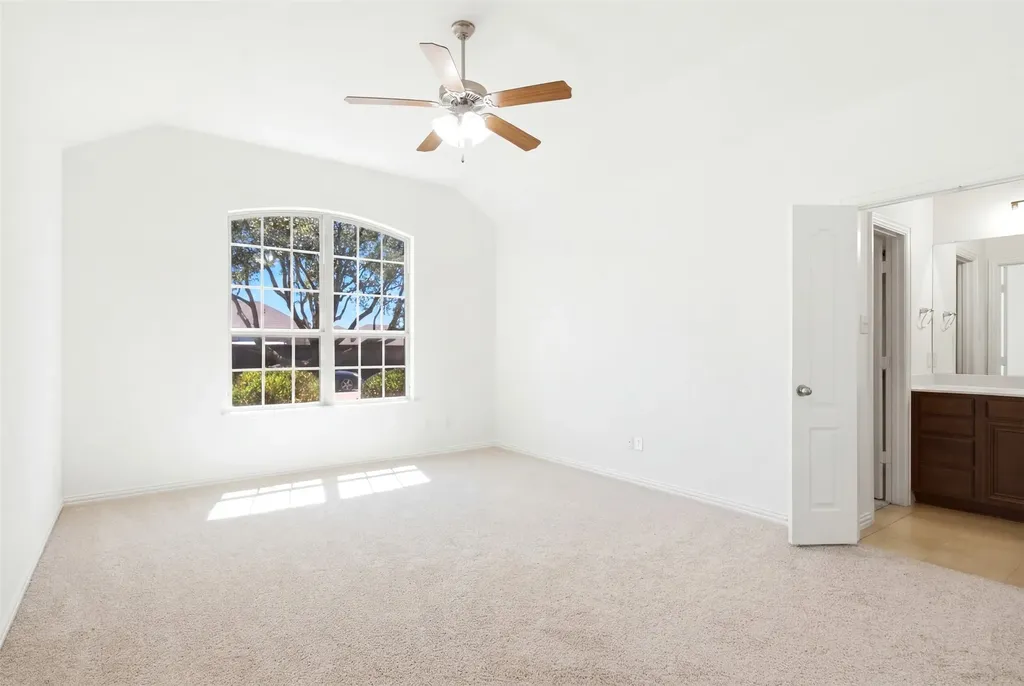 111 Timbershade Drive Red Oak TX 75154