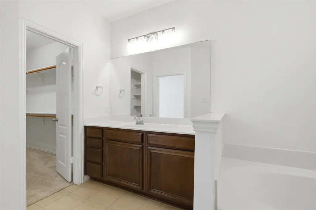 111 Timbershade Drive Red Oak TX 75154