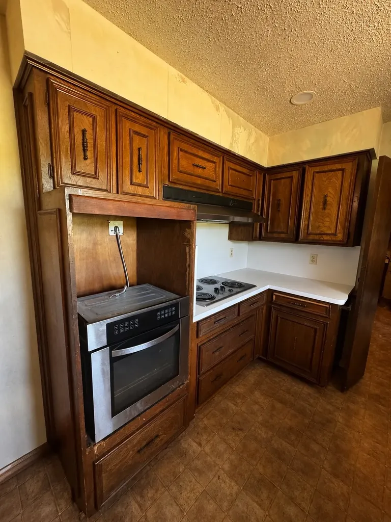 1304 Lariat Circle Oak Leaf TX 75154