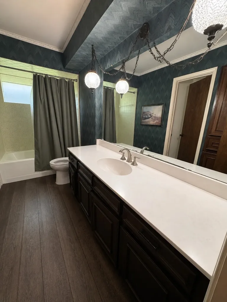 1304 Lariat Circle Oak Leaf TX 75154