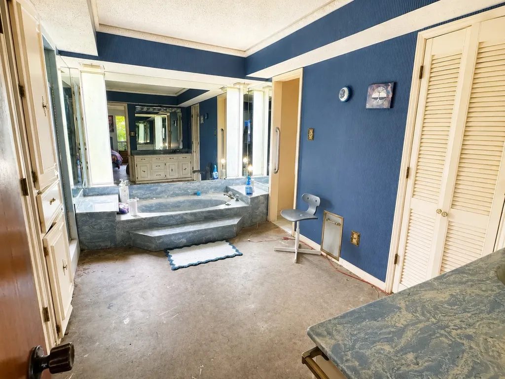 1304 Lariat Circle Oak Leaf TX 75154
