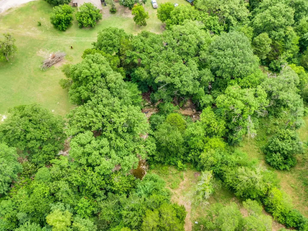 1304 Lariat Circle Oak Leaf TX 75154