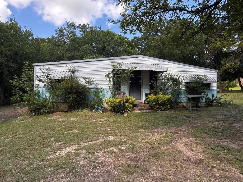 1304 Lariat Circle Oak Leaf TX 75154