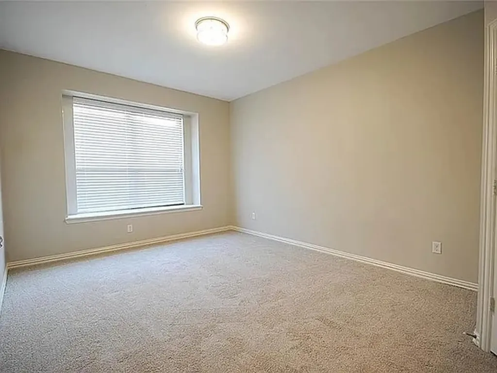 3652 Vienna Street Irving TX 75038
