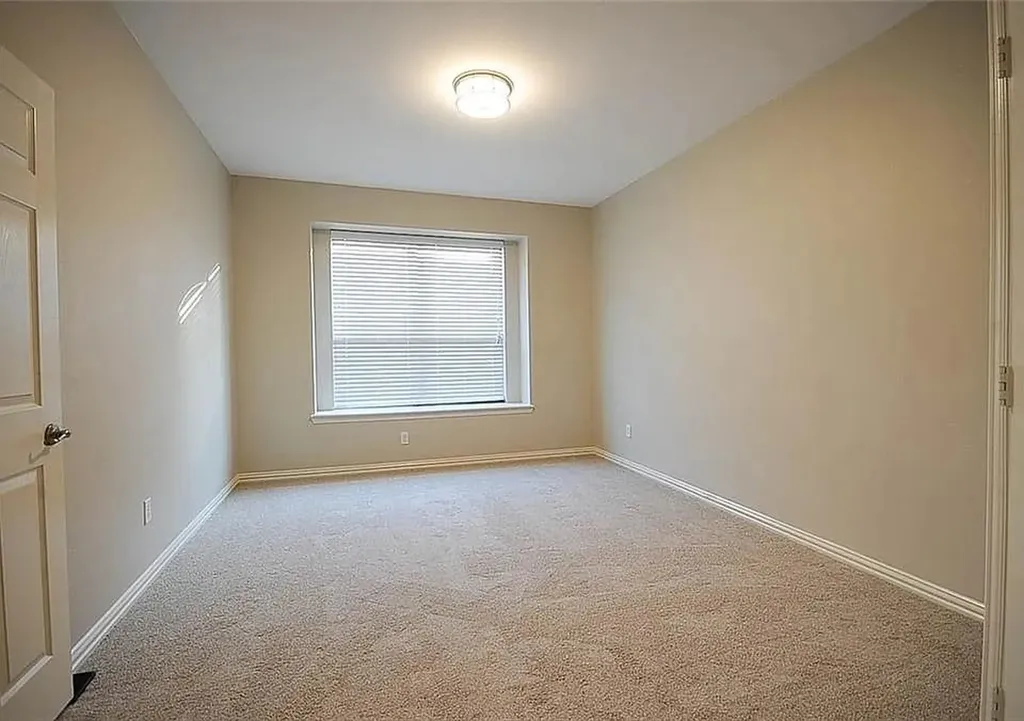 3652 Vienna Street Irving TX 75038