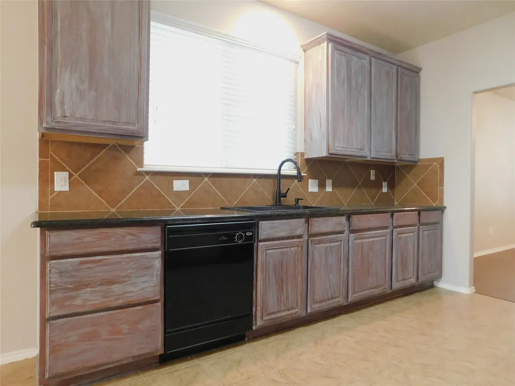 1908 Rodgers Lane Providence Village TX 76227