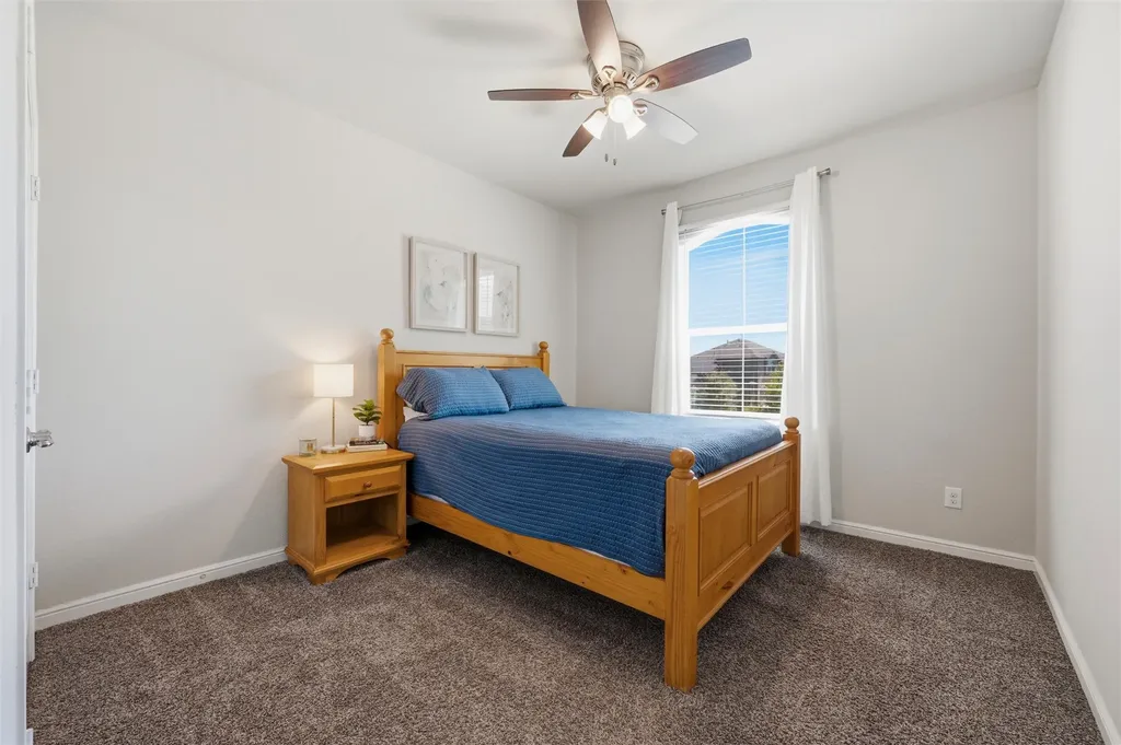 1209 Alnwick Lane Saginaw TX 76131