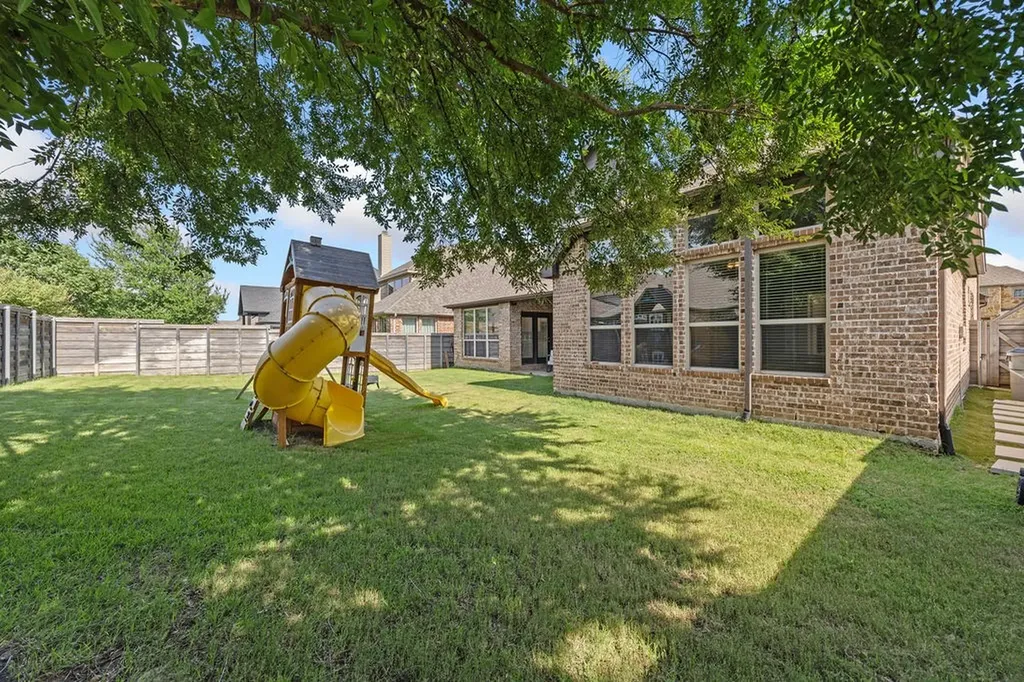 833 Fireside Drive Little Elm TX 76227