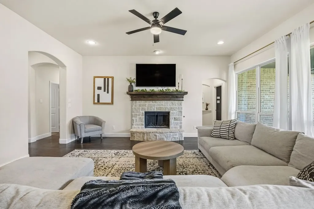 833 Fireside Drive Little Elm TX 76227