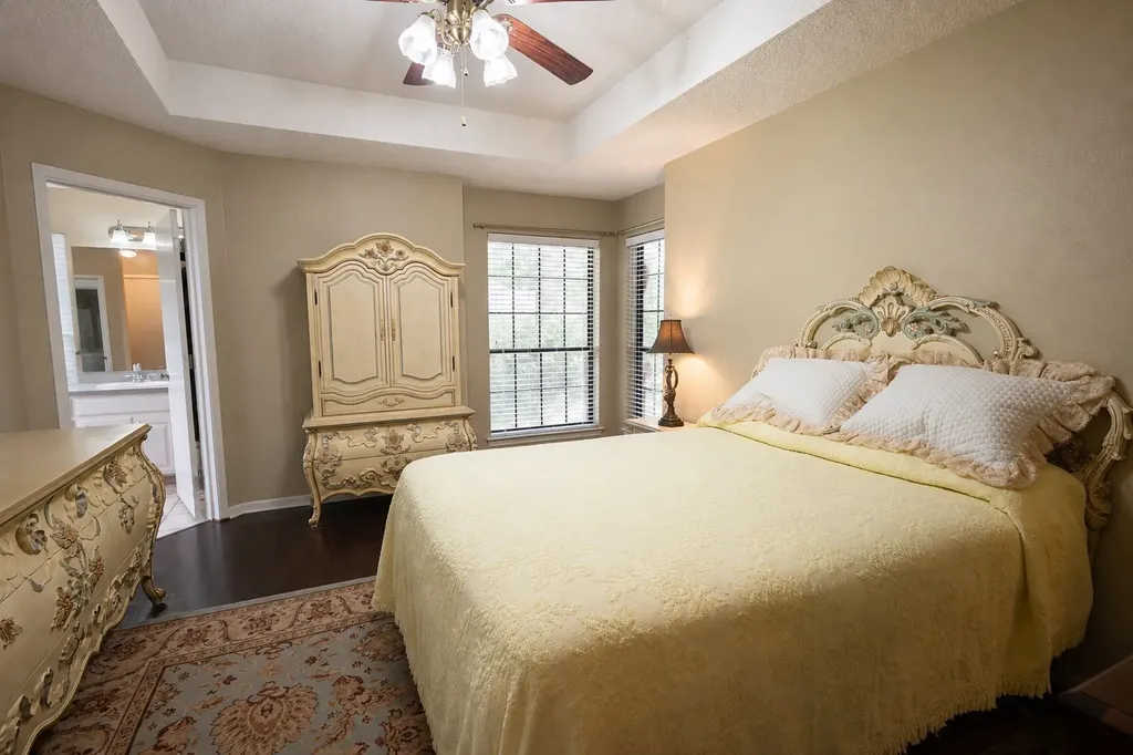 108 Old Barn Circle Holly Lake Ranch TX 75765