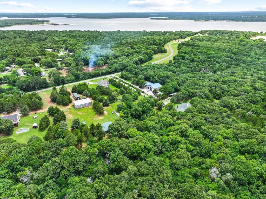207 Paradise Park Road Pottsboro TX 75076