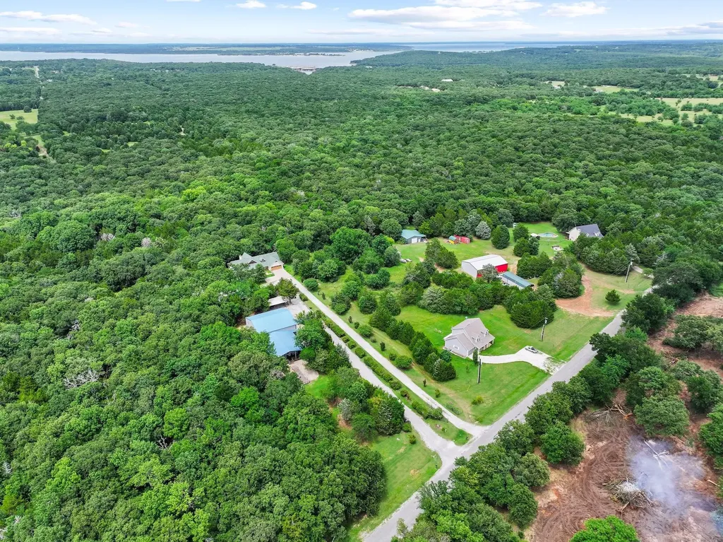 207 Paradise Park Road Pottsboro TX 75076