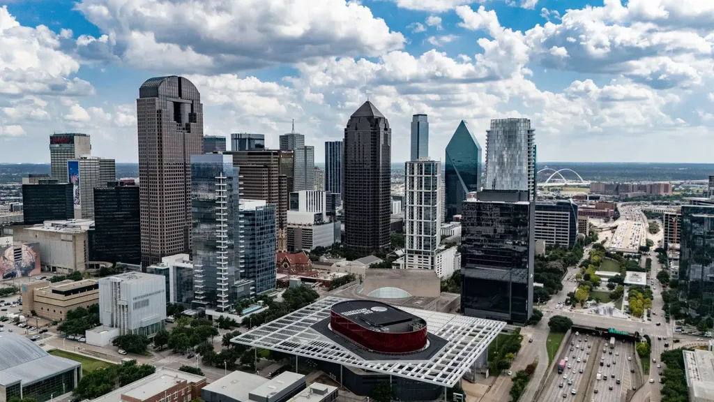 1717 Arts Plaza Dallas TX 75201