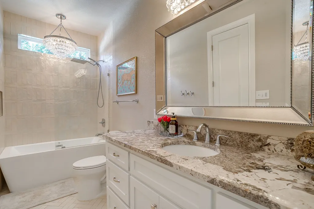 154 Creek Meadow Court Lipan TX 76462