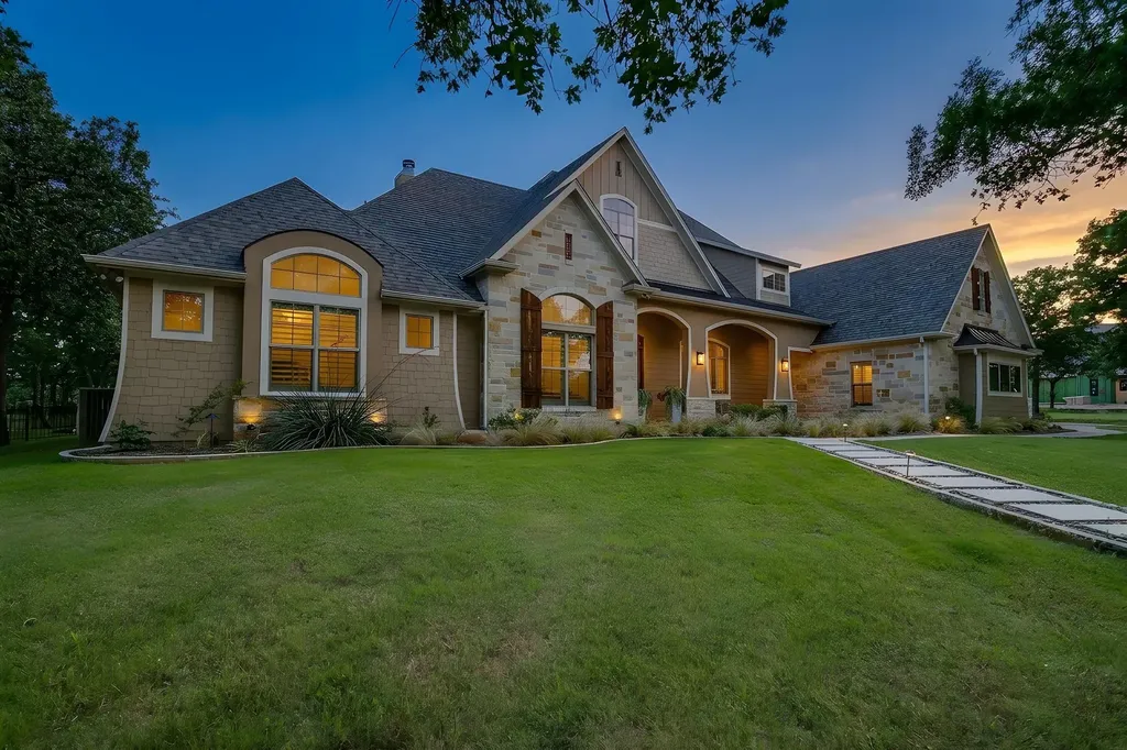 154 Creek Meadow Court Lipan TX 76462