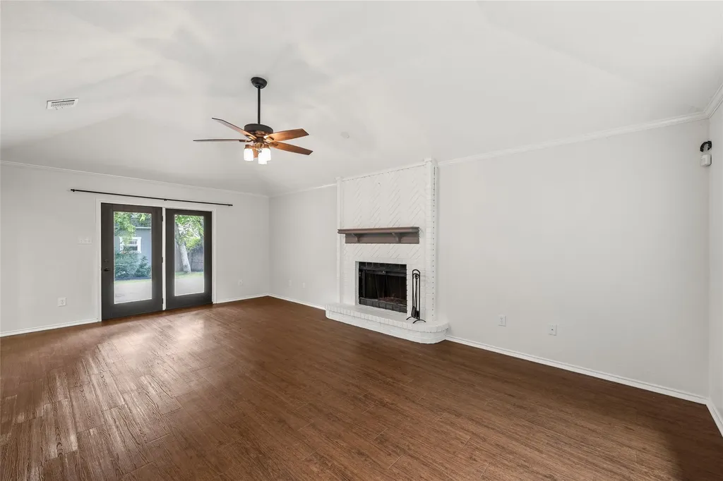 310 Ruth Drive Hewitt TX 76643