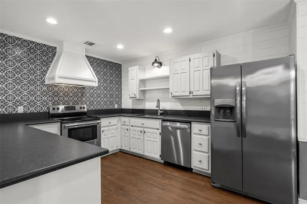 310 Ruth Drive Hewitt TX 76643