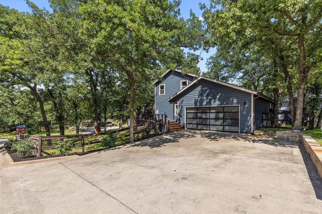 330 Rockland Drive Highland Village TX 75077