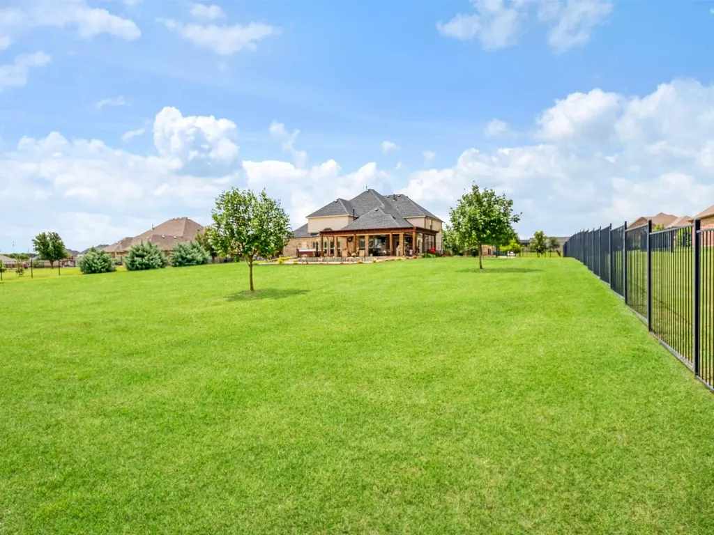 178 Las Colinas Trail Cross Roads TX 76227