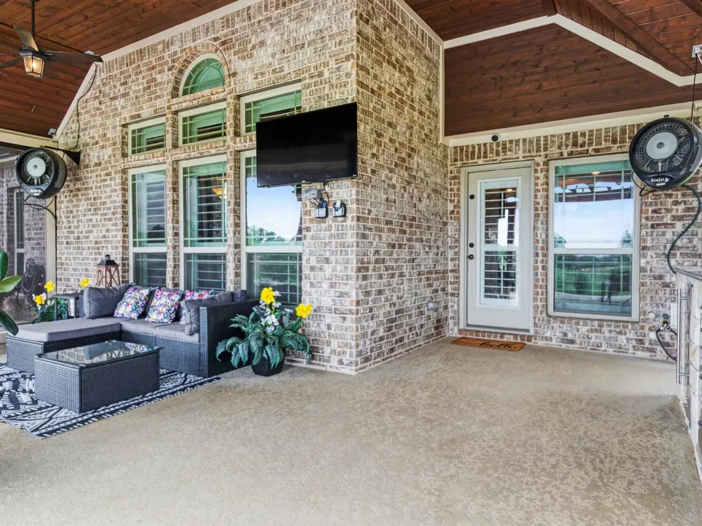 178 Las Colinas Trail Cross Roads TX 76227