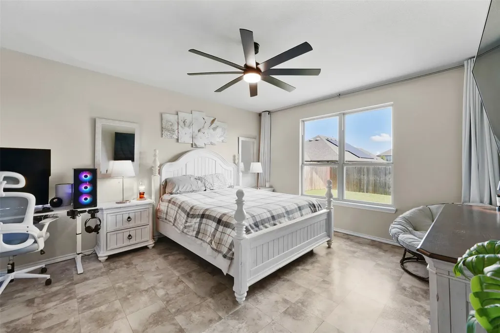 2233 Burning Bush Lane Waxahachie TX 75167