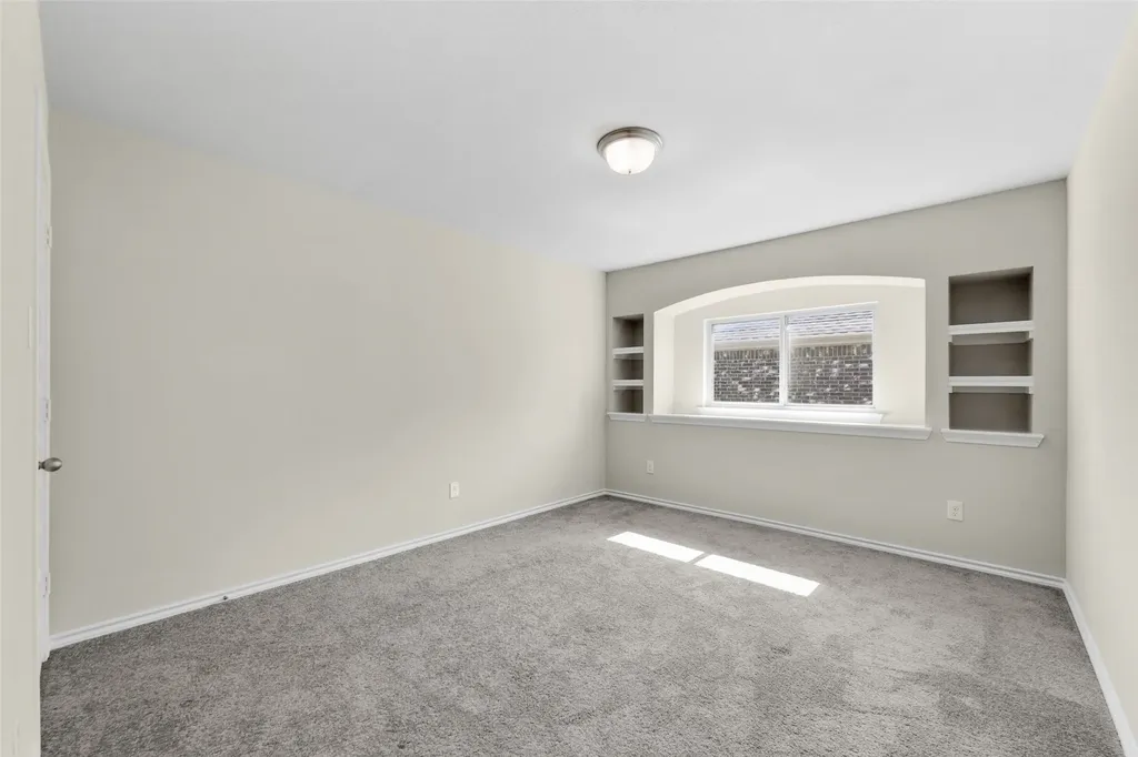2233 Burning Bush Lane Waxahachie TX 75167