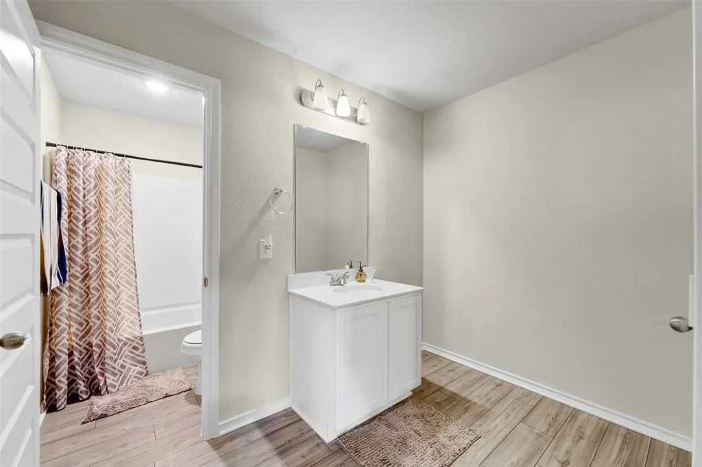 2233 Burning Bush Lane Waxahachie TX 75167