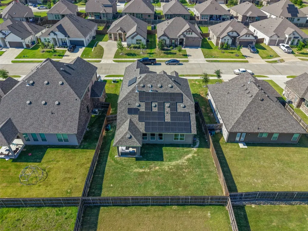 2233 Burning Bush Lane Waxahachie TX 75167