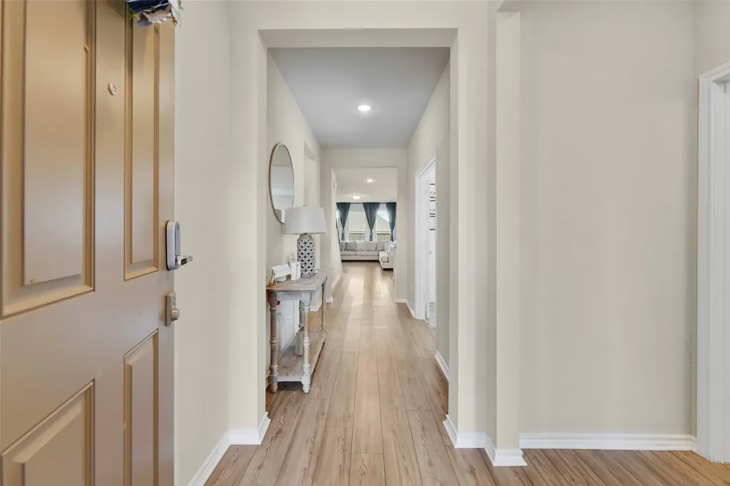 2233 Burning Bush Lane Waxahachie TX 75167