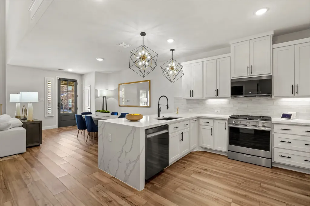 8683 Dynasty Lane Frisco TX 75034