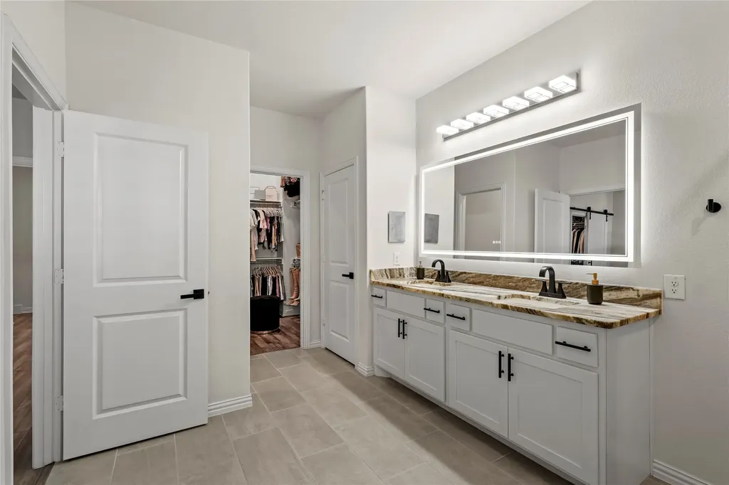 8683 Dynasty Lane Frisco TX 75034