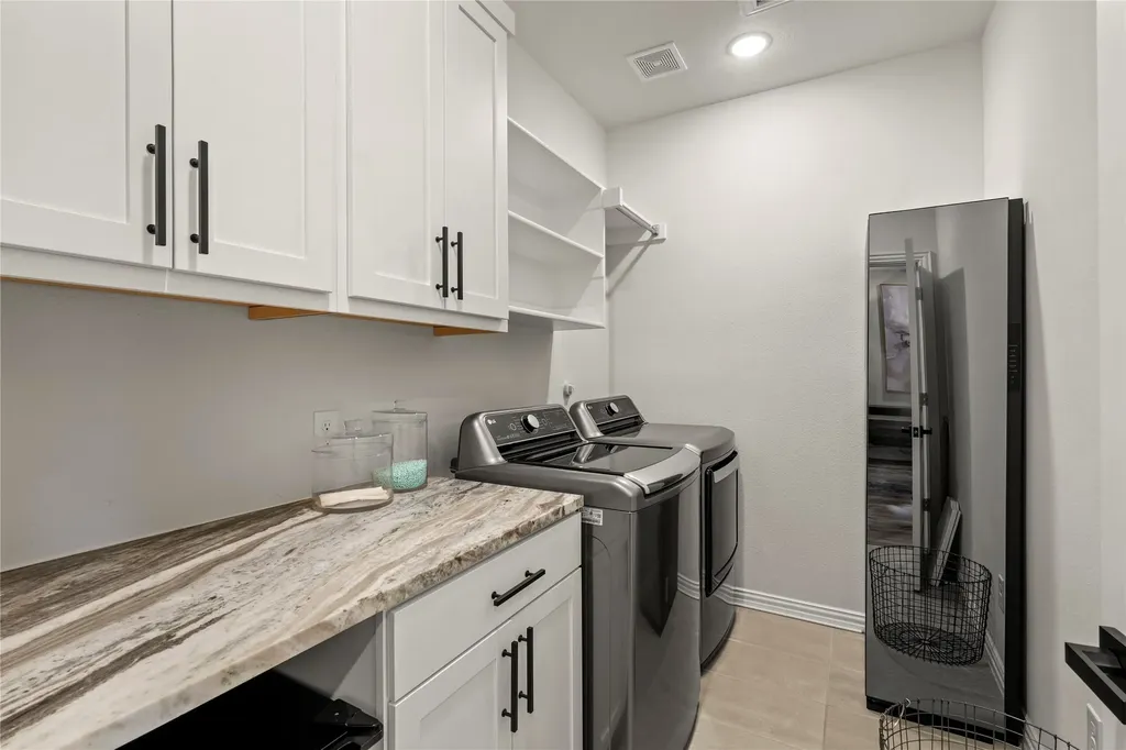 8683 Dynasty Lane Frisco TX 75034
