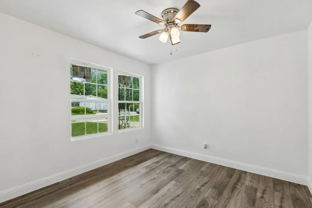 4233 Quails Lane Fort Worth TX 76119