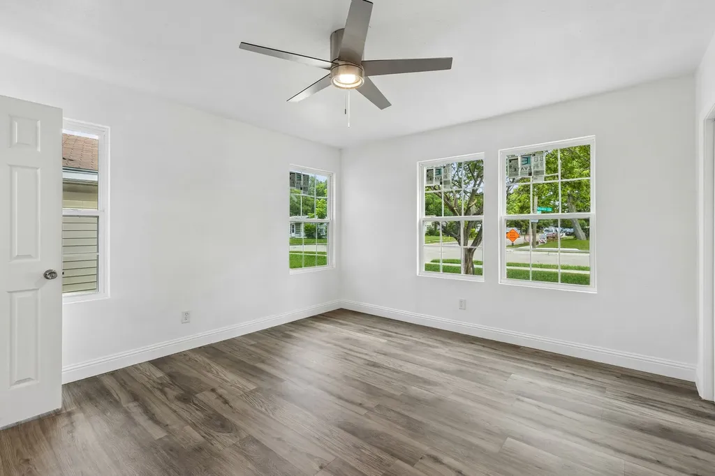 4233 Quails Lane Fort Worth TX 76119