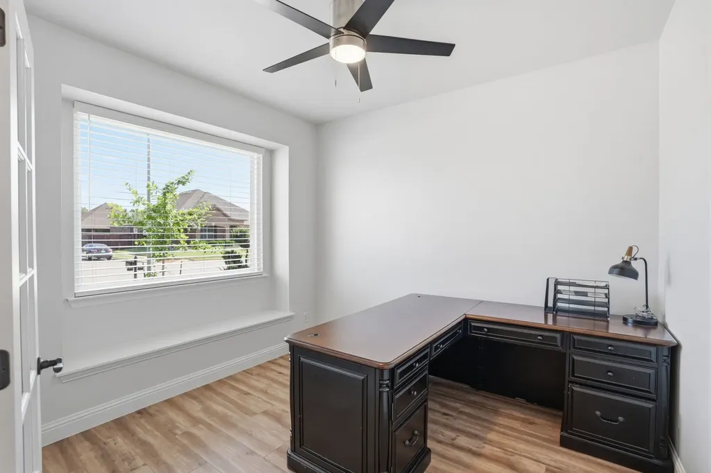 1433 Mesa Crest Drive Fort Worth TX 76052