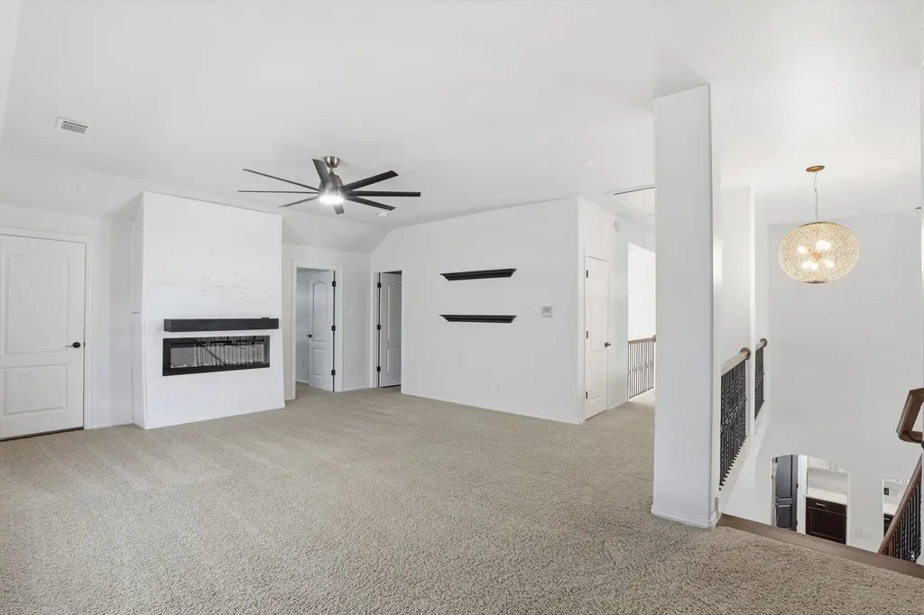 1433 Mesa Crest Drive Fort Worth TX 76052